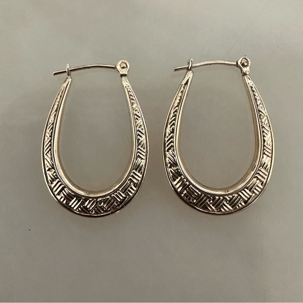 10k Solid Gold Earrings - Picture 10 of 14